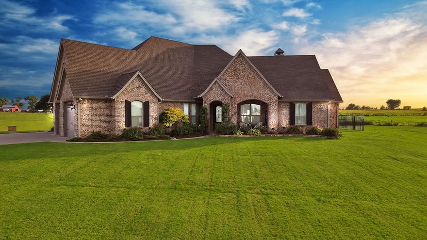 9688 Whispering Creek Terrace, Grandview, Texas