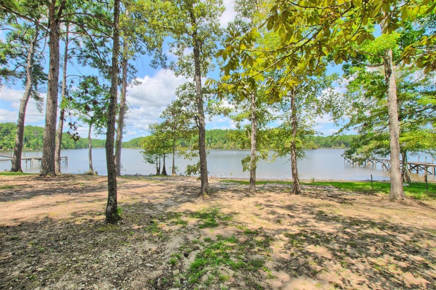 585 N Evergreen Drive, Burkeville, Texas
