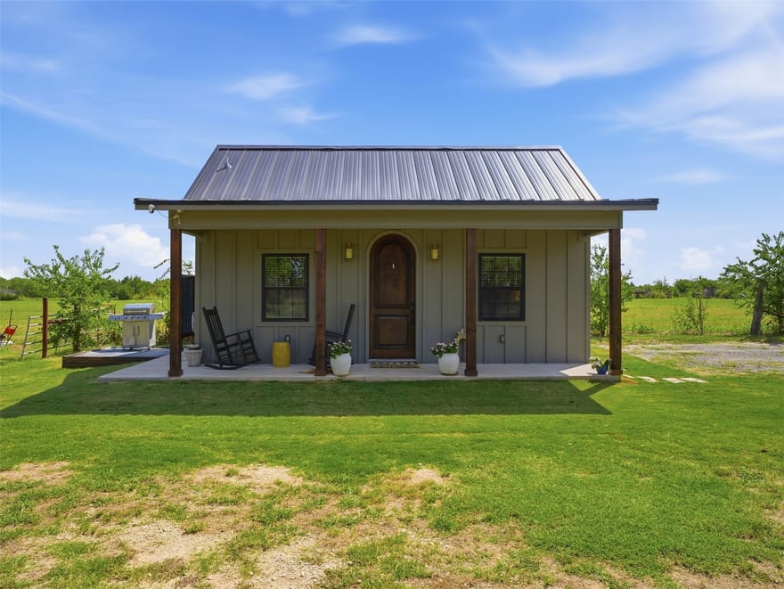 1521 County Road 1107b, Cleburne, Texas