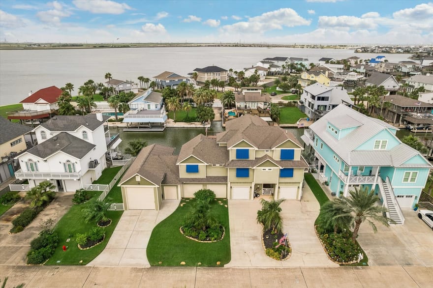 1522 Windsong Way, Galveston, Texas