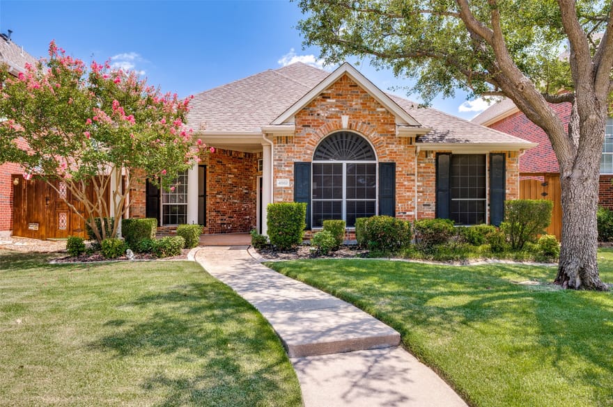 4582 Rock Creek Lane, Frisco, Texas