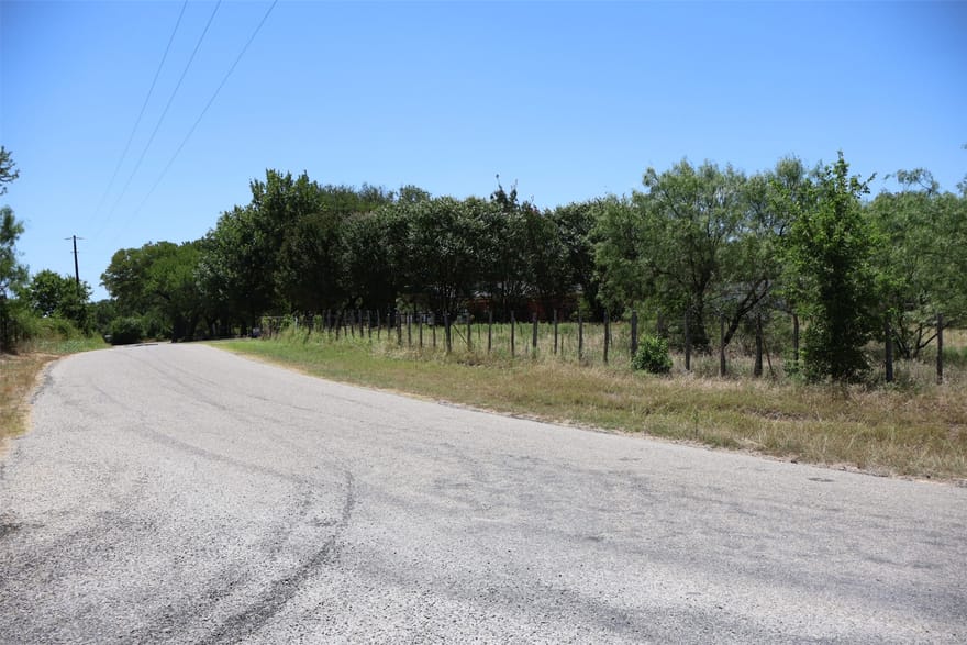 4315 Waples Road, Granbury, Texas