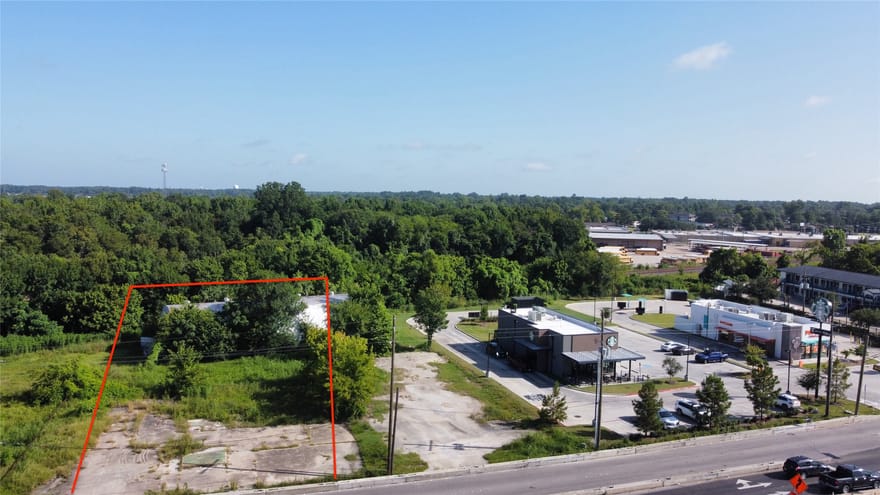 900 Highway 90, Dayton, Texas