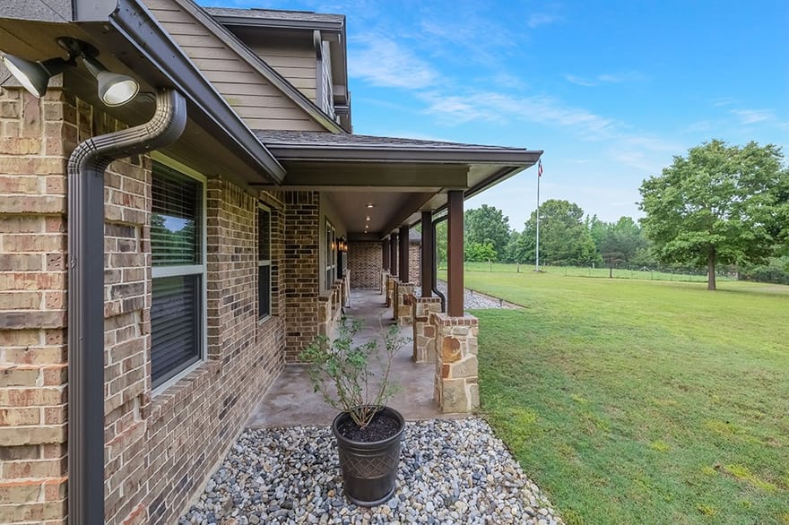 1408 Pine Wilderness Drive, Queen City, Texas