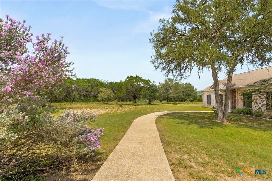 2188 Bretzke Lane, New Braunfels, Texas