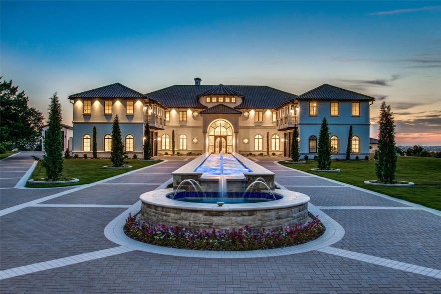 2449 Mountain View Court, Cedar Hill, Texas
