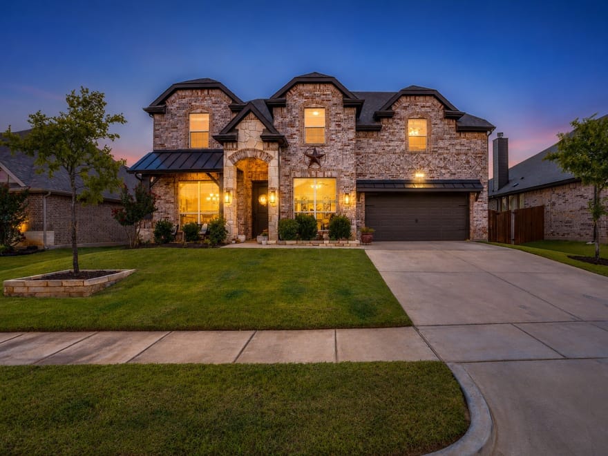 117 Mockingbird Hill Drive, Joshua, Texas