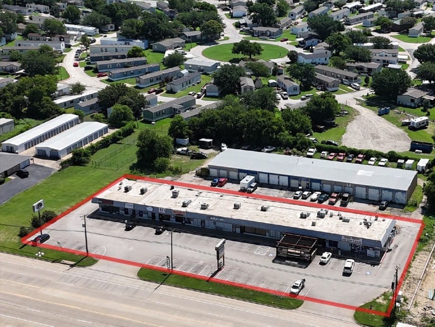 800 N Crowley Road, Crowley, Texas