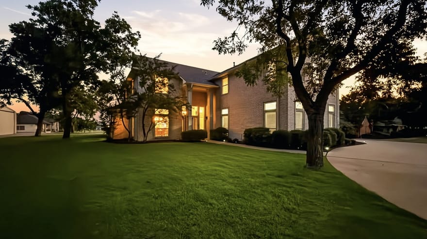 5408 Wedgefield Road, Granbury, Texas