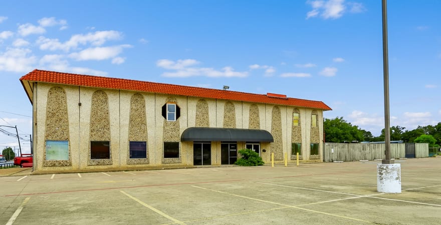 2811 W Division, Arlington, Texas