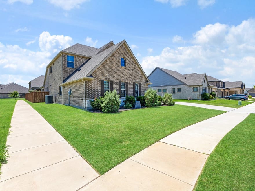 3204 Julian Street, Mansfield, Texas