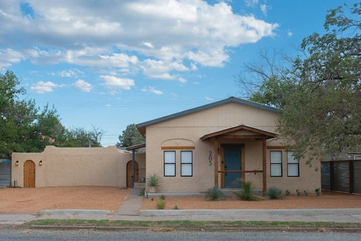 205 W Lincoln Street, Marfa, Texas