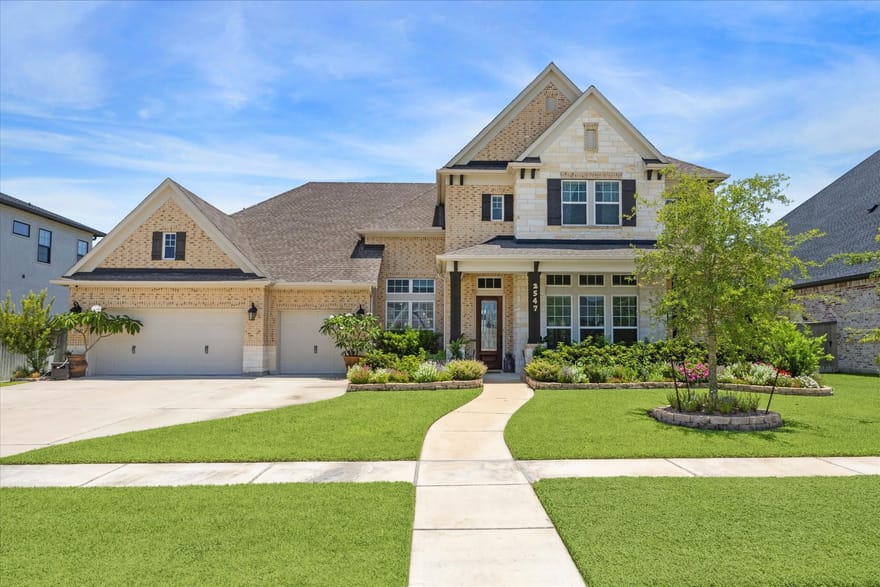 2547 Sandy Lake Drive, Friendswood, Texas