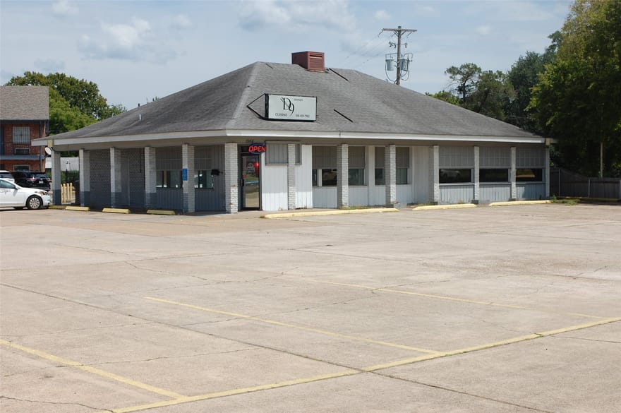 1964 Airline Drive, Bossier City, Louisiana