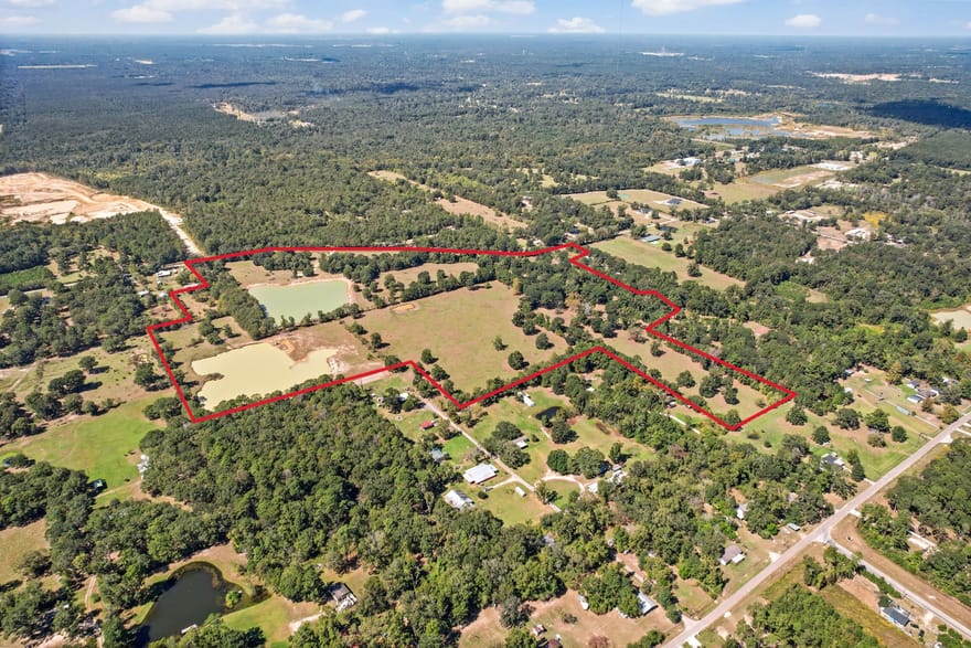8539 Plum Grove Road, Cleveland, Texas