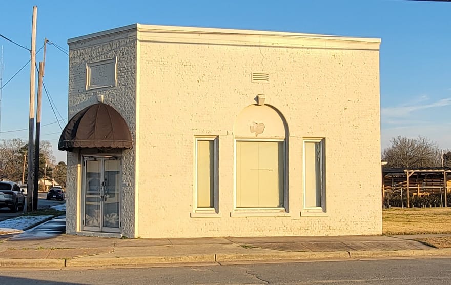 100 5th Street, Benton, Louisiana