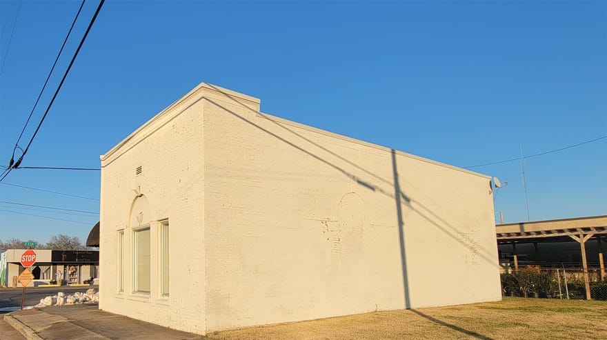 100 5th Street, Benton, Louisiana