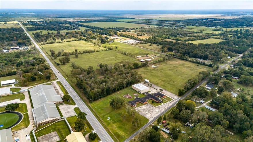 391 County Road 2010, Liberty, Texas