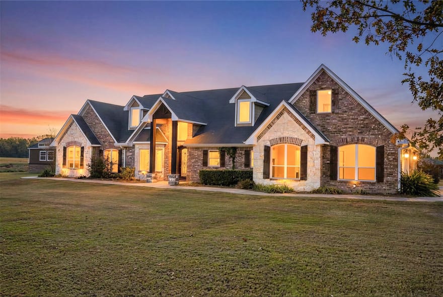 89 Ely Drive, Sulphur Springs, Texas
