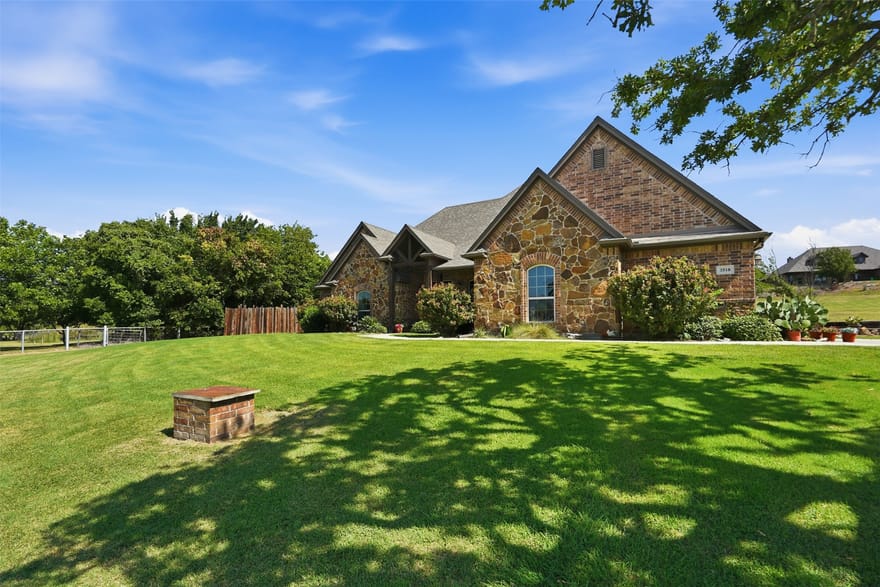3518 Old Mineral Wells Highway, Weatherford, Texas