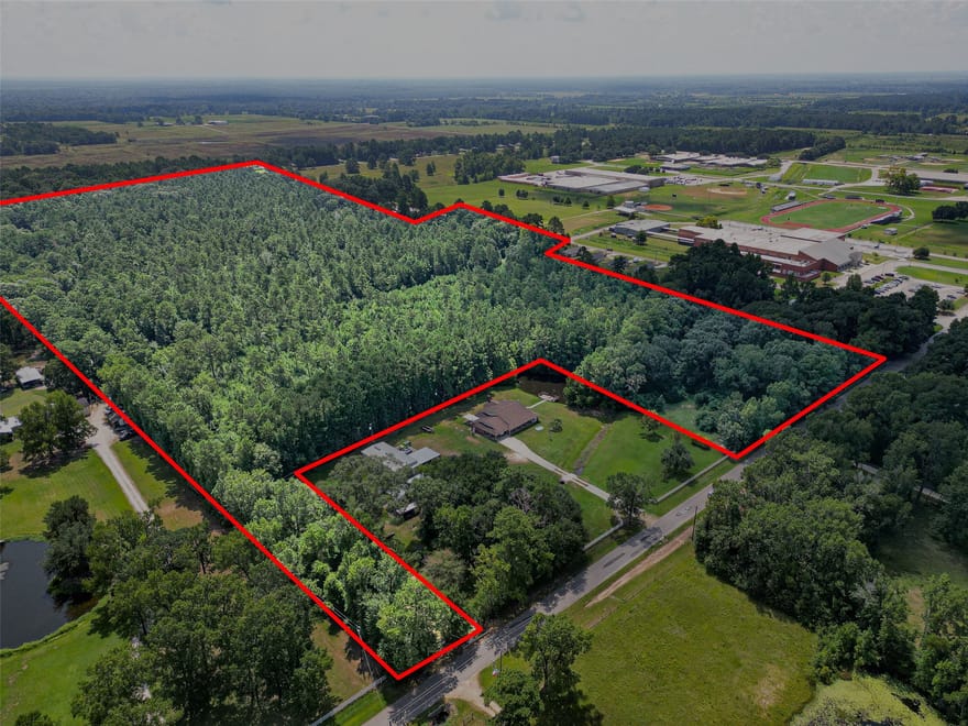 576 County Road 2268, Cleveland, Texas