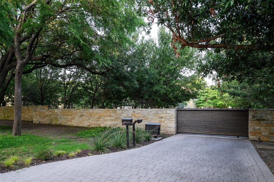 11616 Wander Lane, Dallas, Texas