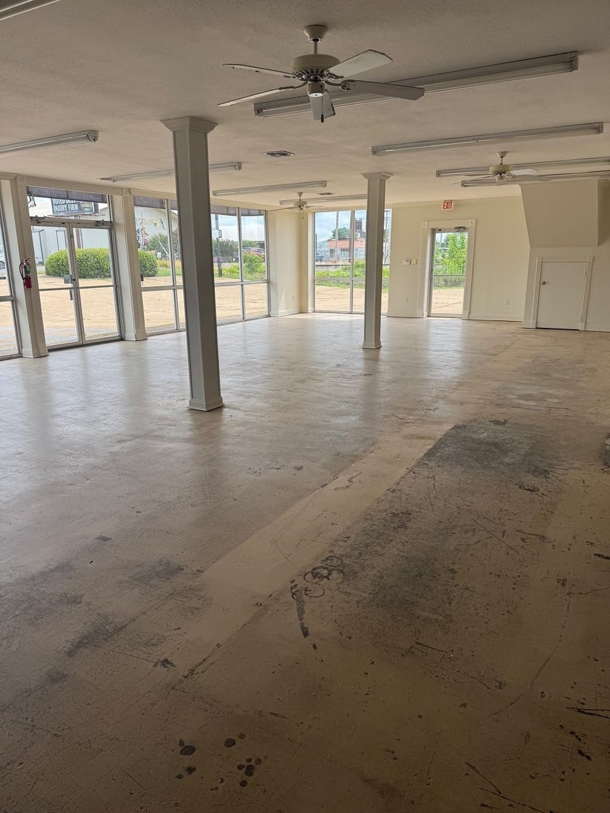 2058 East Texas, Bossier City, Louisiana