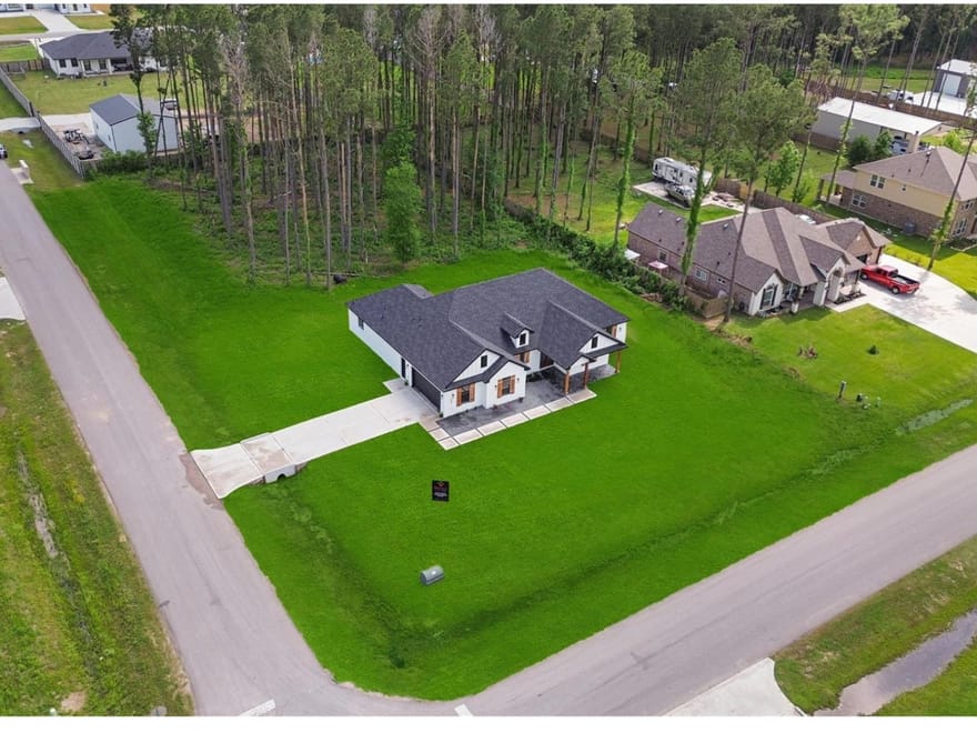 679 Road 66111, Dayton, Texas