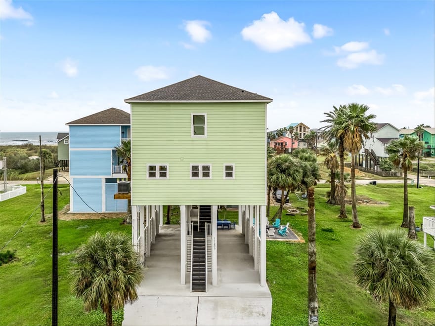 11207 Schwartz Drive, Galveston, Texas