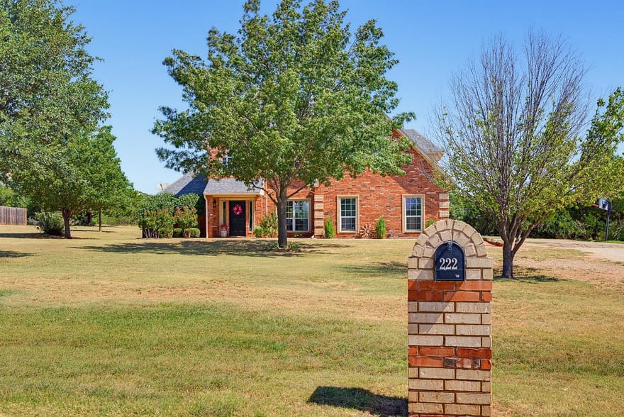 222 Alexandra Drive, Tuscola, Texas