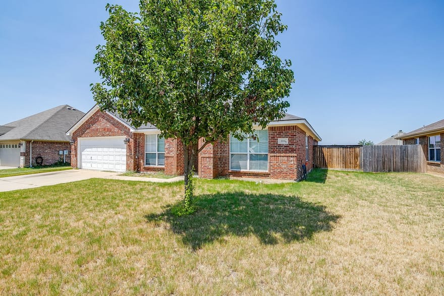 2214 Taylor Drive, Weatherford, Texas