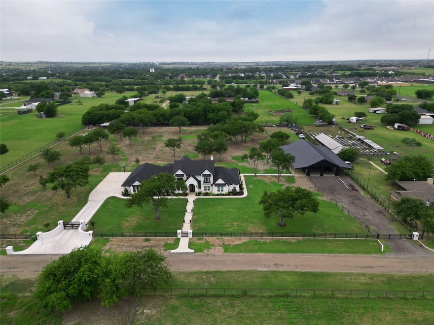 200 Corral Road, Godley, Texas