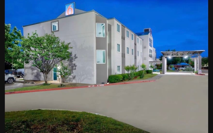 8601 Benbrook Boulevard, Benbrook, Texas