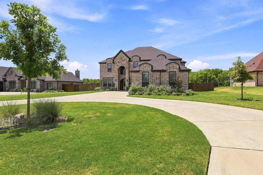 105 Shawnee Trail, Pottsboro, Texas