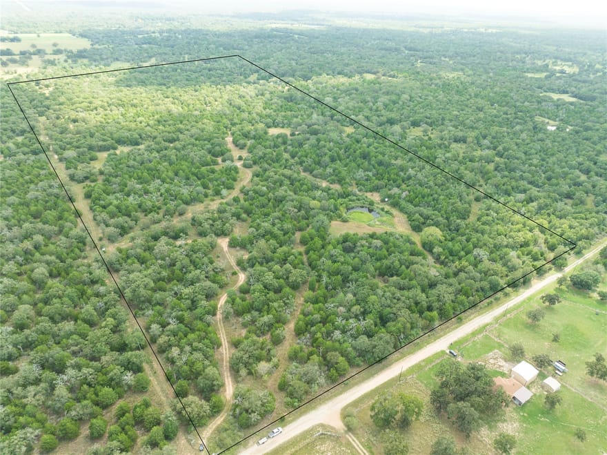 1588 Deer Hollow Road, Weimar, Texas