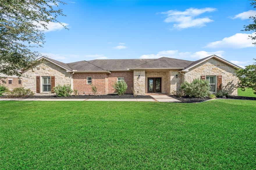 135 Wellspring Boulevard, Victoria, Texas