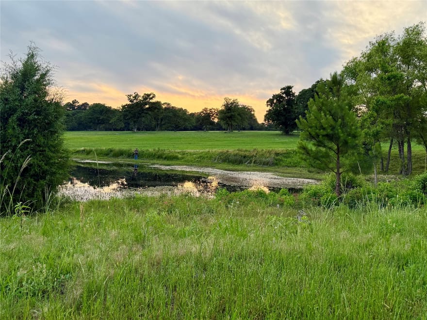 309 Grand View Drive, Athens, Texas