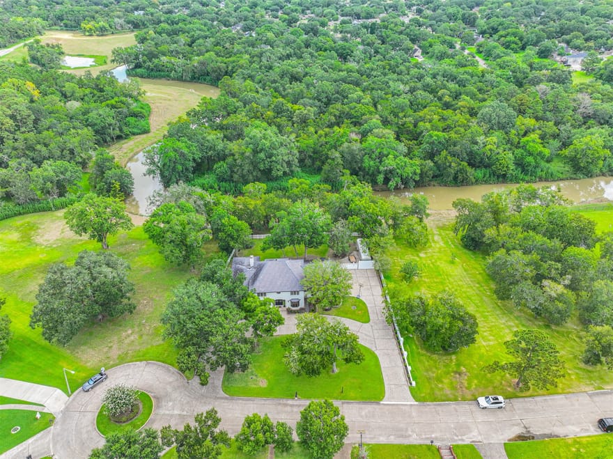 11 Haverford Lane, Friendswood, Texas