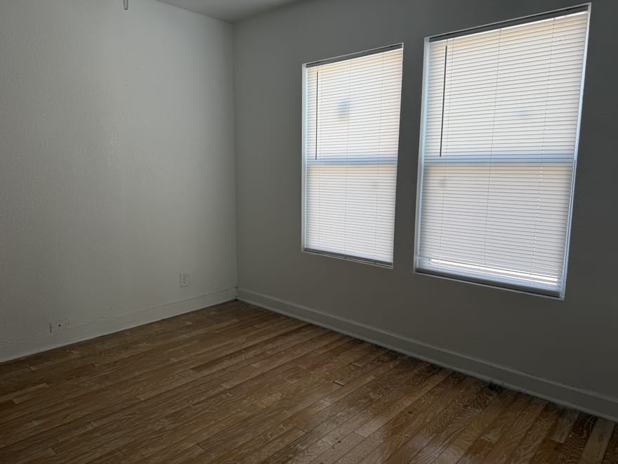103 S Walnut Street, Lampasas, Texas