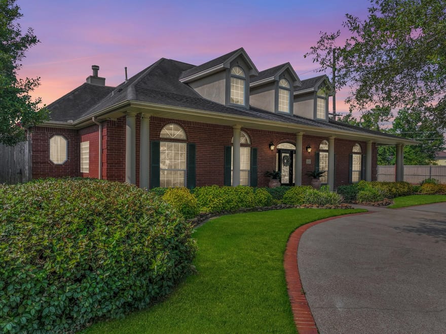 6295 Madison Ridge, Beaumont, Texas