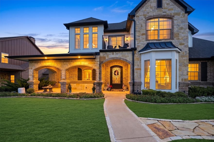 2611 Silverado Trail, Sherman, Texas