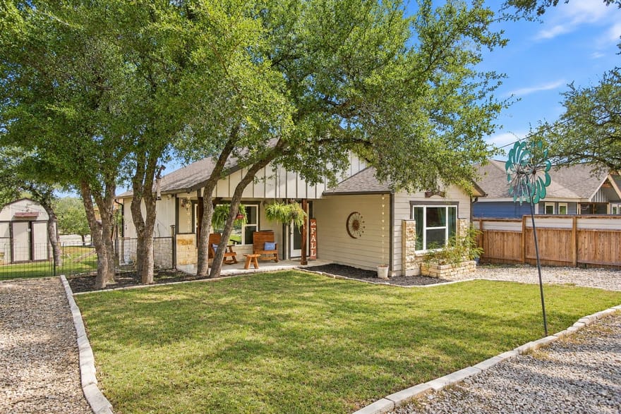 1463 Ramble Hills, Canyon Lake, Texas