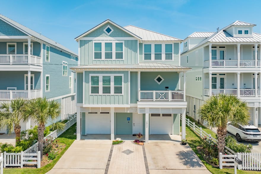 3827 Sea Breeze Lane, Galveston, Texas