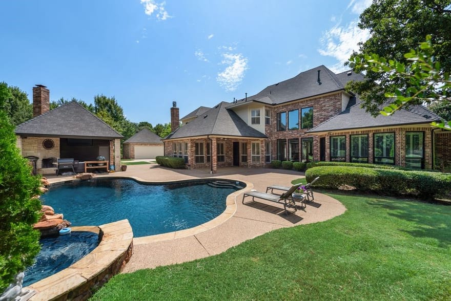 1917 Queensbridge Court, Keller, Texas