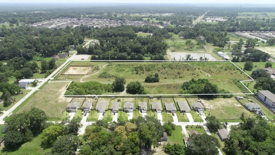 S Colbert Street, Dayton, Texas