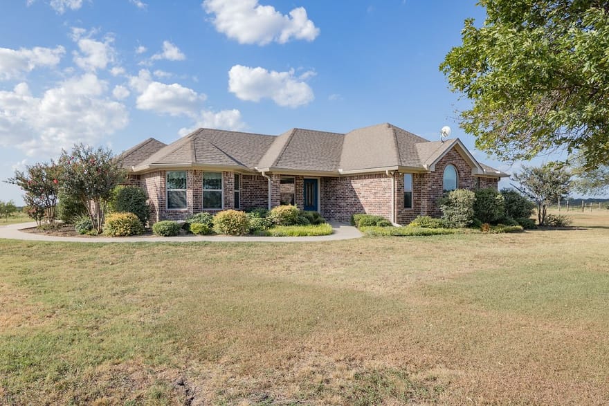 595 Hcr 3335, Hubbard, Texas