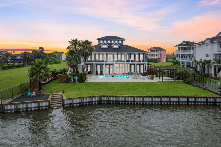 1026 Lillian Lane, Galveston, Texas