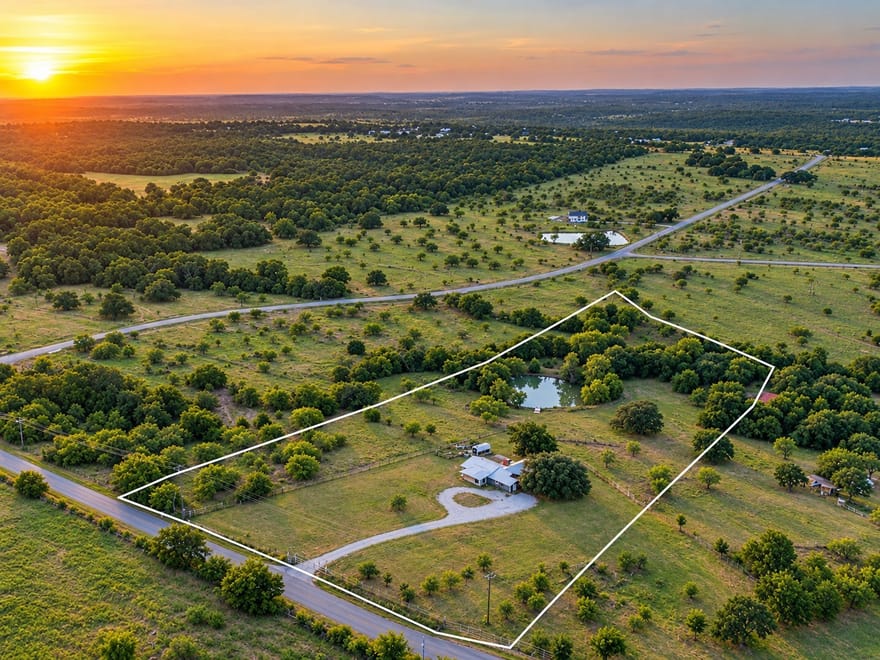 4080 Pleasant Valley Road, Mineral Wells, Texas