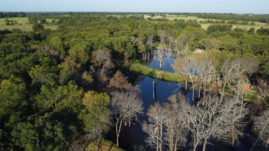 118 Dickey Road, Sadler, Texas