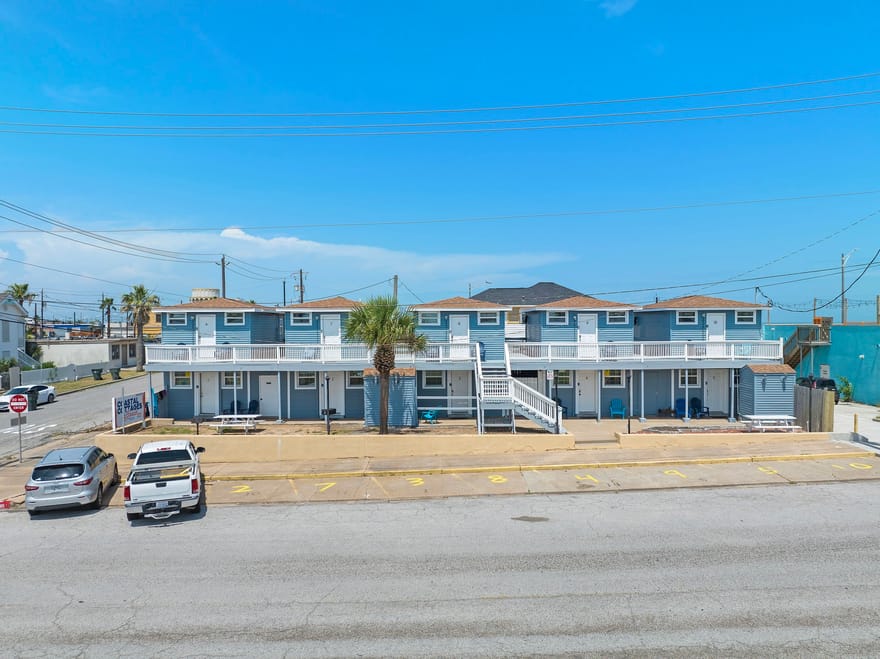 1102 8th Street, Galveston, Texas